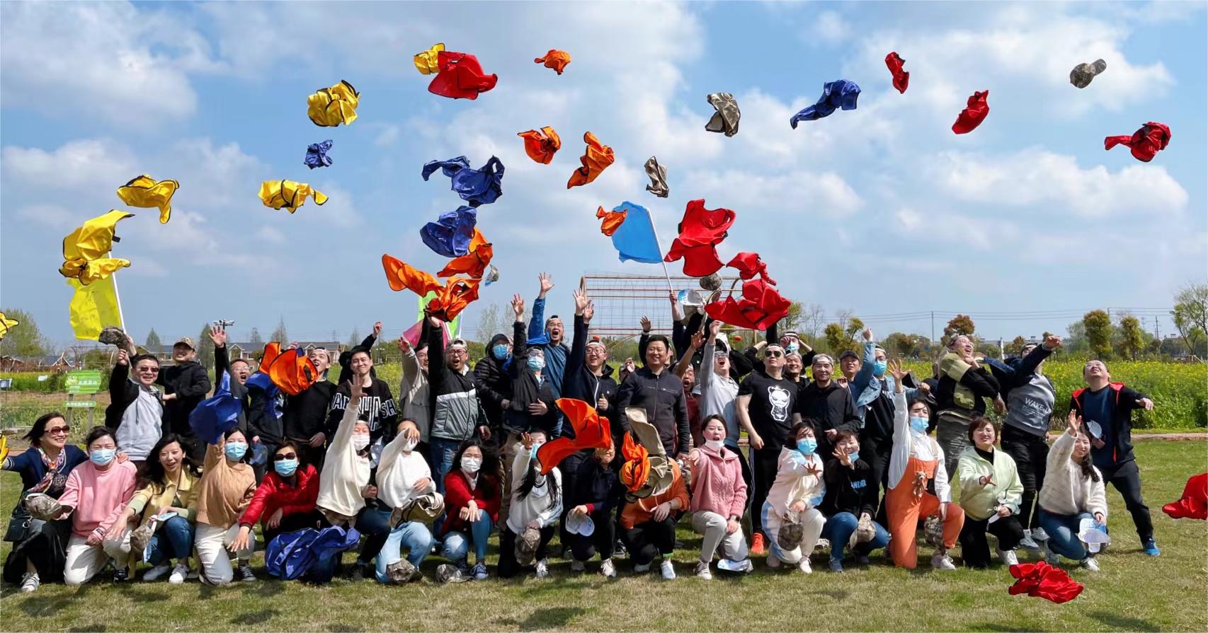 平博在线幻灯片3